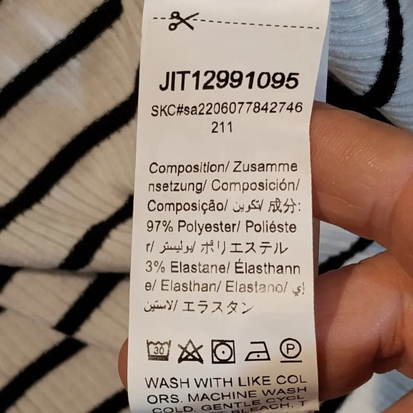 Shein NWOT White w/Blue Stripes Stretch Ribbed Sweater in Size M (US 6) - Picture 7 of 12